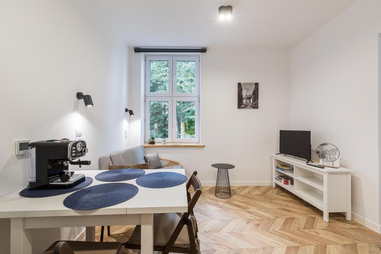 Apartament Na Plantach Lesko Exterior foto